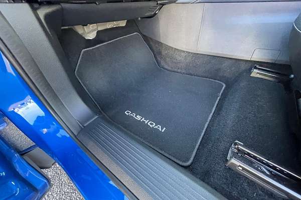 2023 Nissan QASHQAI Ti J12