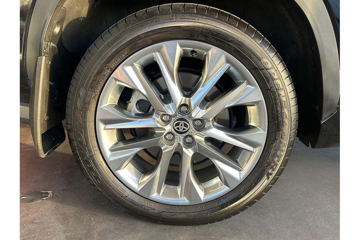 2024 Toyota Kluger Grande AXUH78R