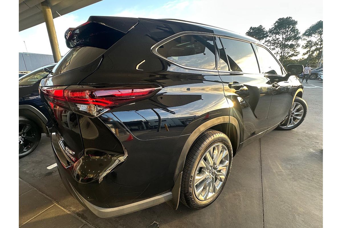 2024 Toyota Kluger Grande AXUH78R