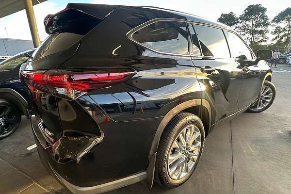 2024 Toyota Kluger Grande AXUH78R