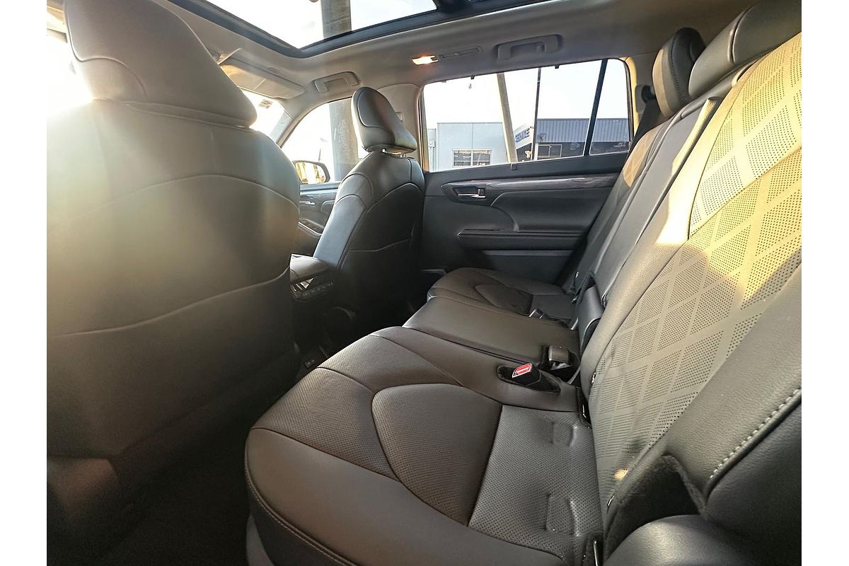 2024 Toyota Kluger Grande AXUH78R