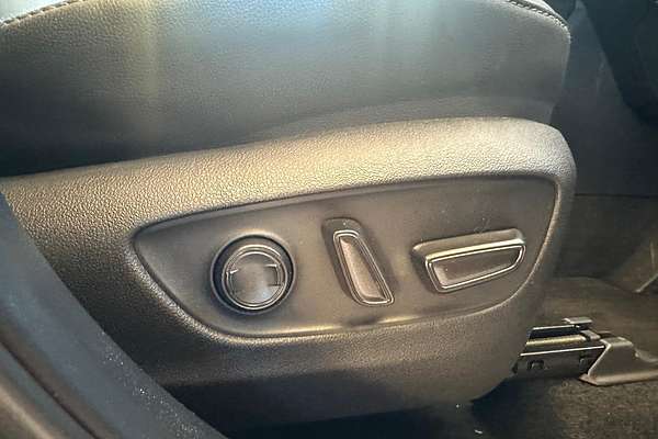 2024 Toyota Kluger Grande AXUH78R