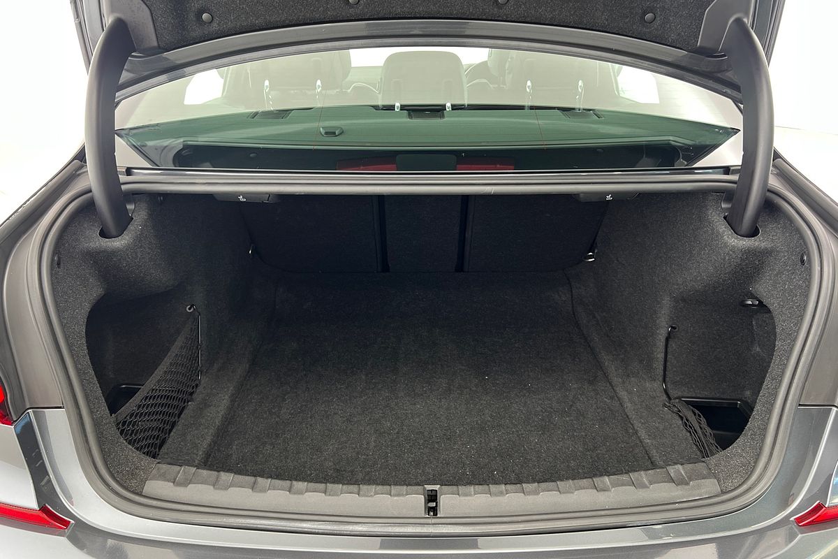 2022 BMW 3 Series 330i M Sport G20