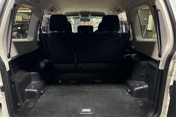 2010 Mitsubishi Pajero GLX NT