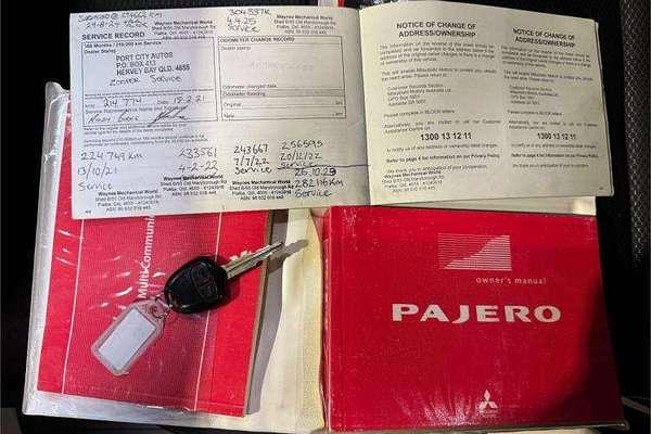 2010 Mitsubishi Pajero GLX NT
