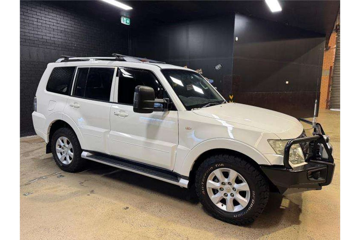 2010 Mitsubishi Pajero GLX NT