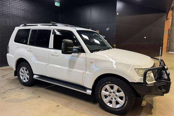 2010 Mitsubishi Pajero GLX NT