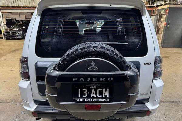 2010 Mitsubishi Pajero GLX NT