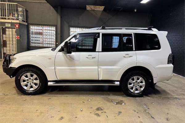 2010 Mitsubishi Pajero GLX NT