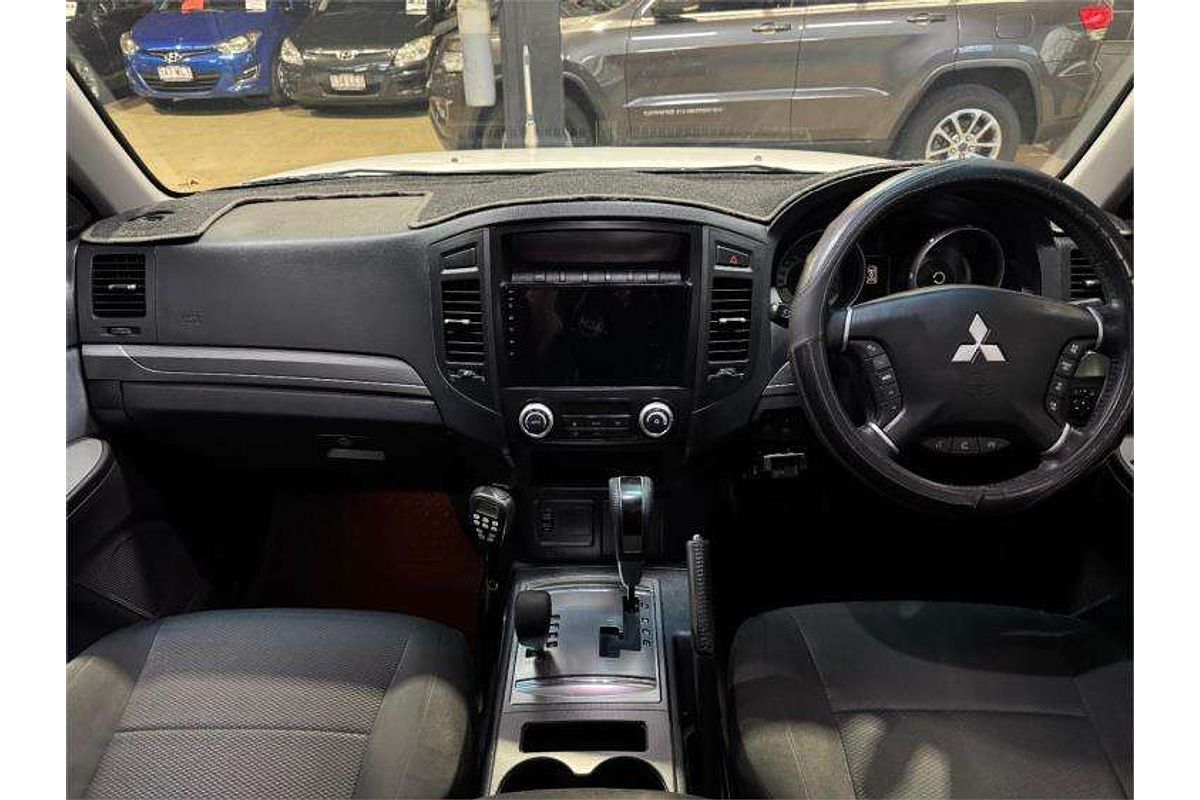 2010 Mitsubishi Pajero GLX NT