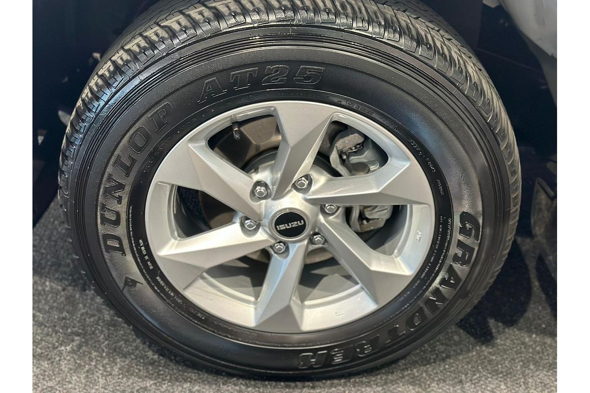 2024 Isuzu MU-X LS-M