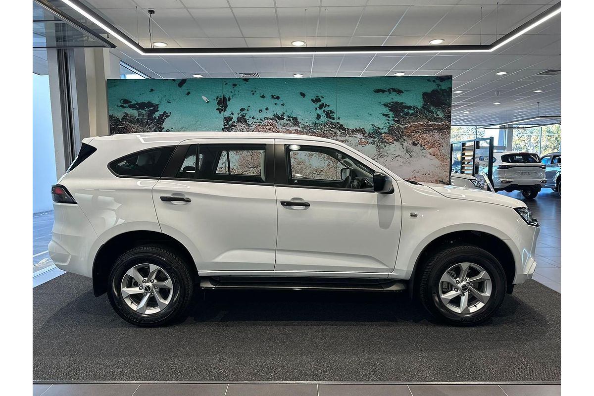 2024 Isuzu MU-X LS-M