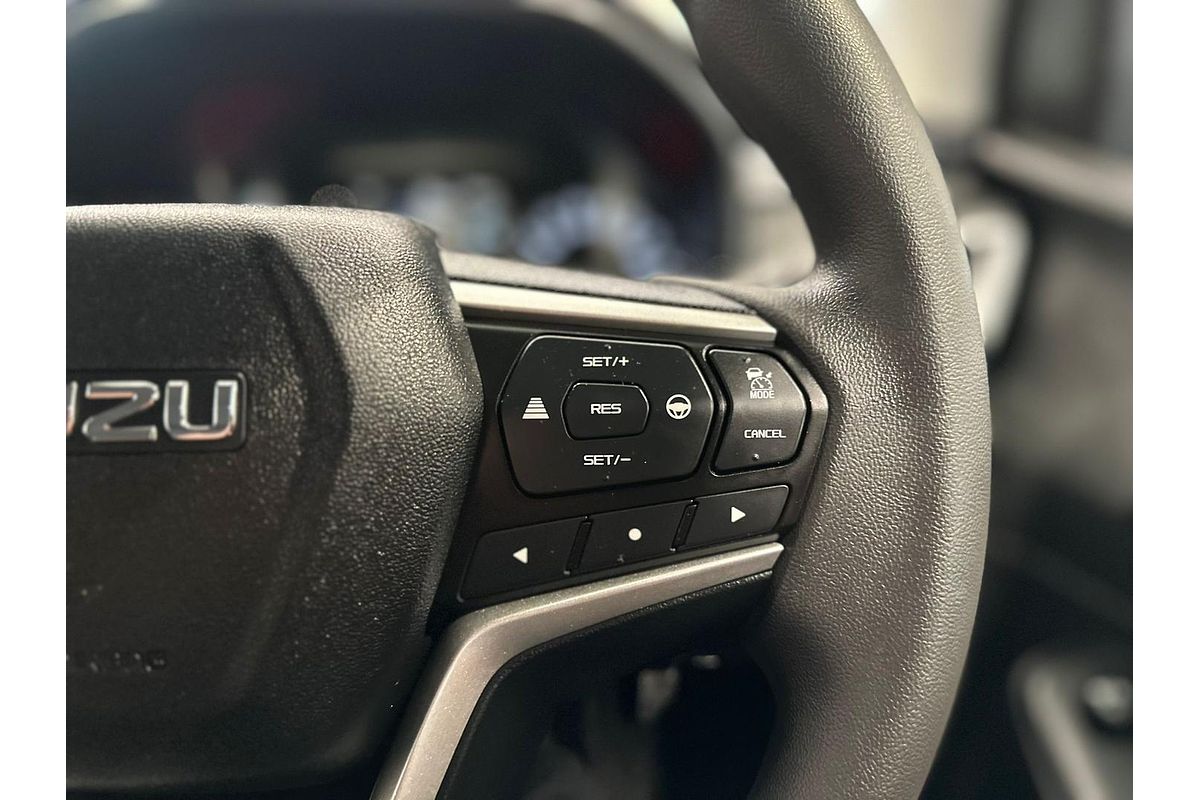 2024 Isuzu MU-X LS-M