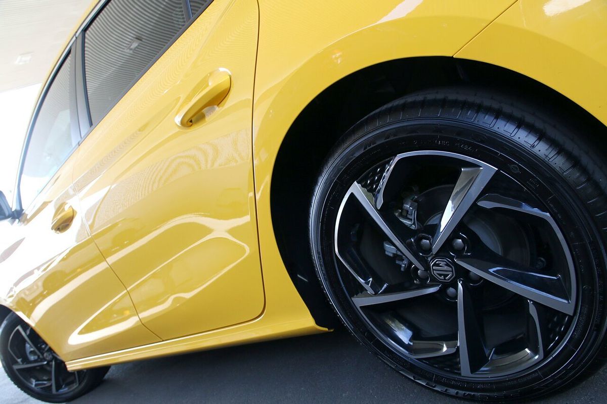2024 MG MG5 Essence