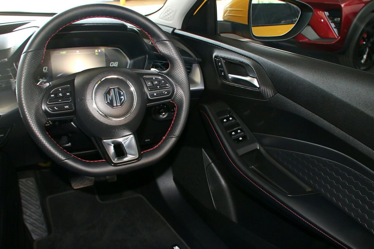 2024 MG MG5 Essence