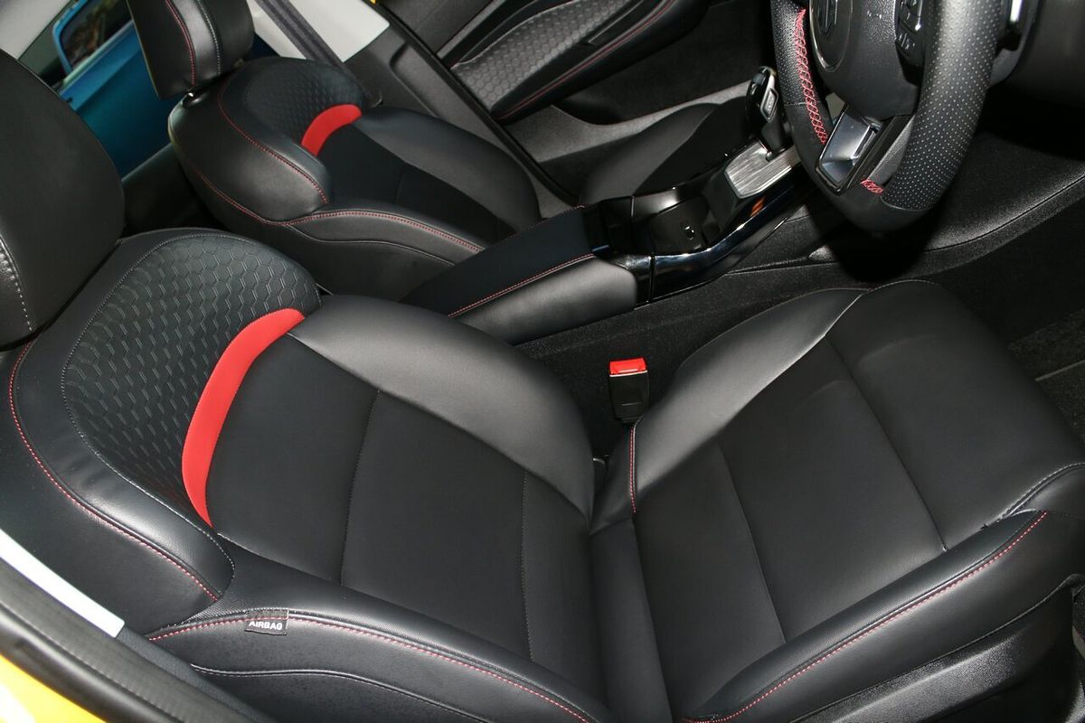 2024 MG MG5 Essence