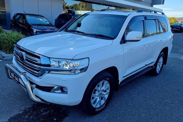 2017 Toyota Landcruiser Sahara VDJ200R