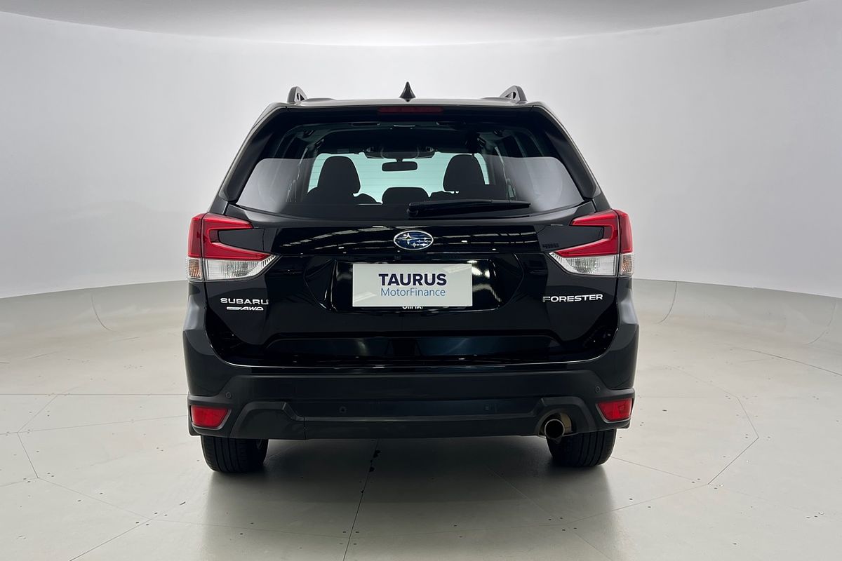 2023 Subaru Forester 2.5i Premium S5