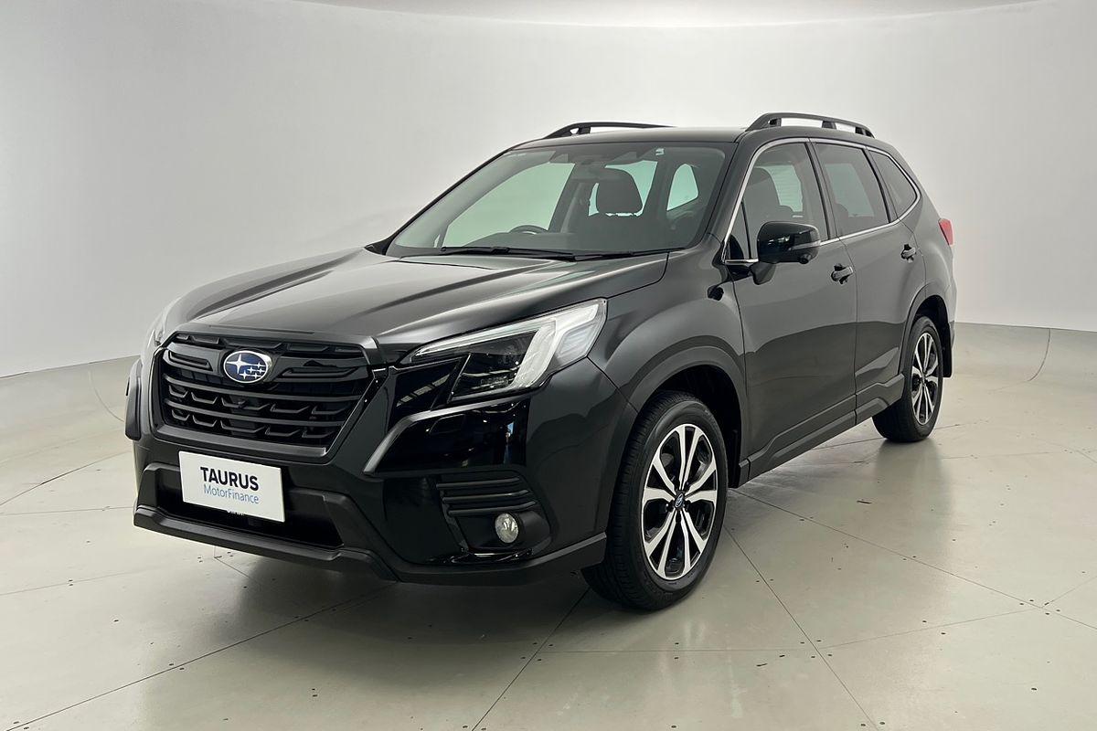 2023 Subaru Forester 2.5i Premium S5