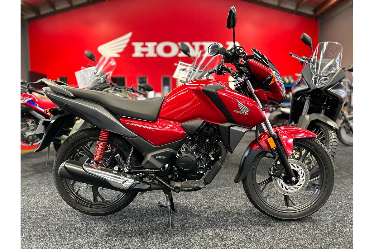 2025 Honda CB125F