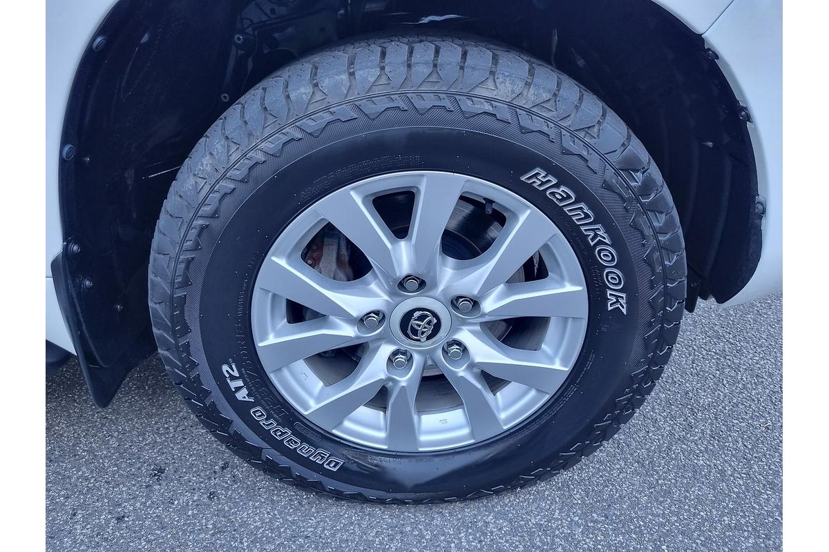 2017 Toyota Landcruiser Sahara VDJ200R