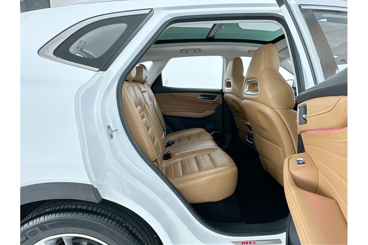 2022 MG HS Essence SAS23