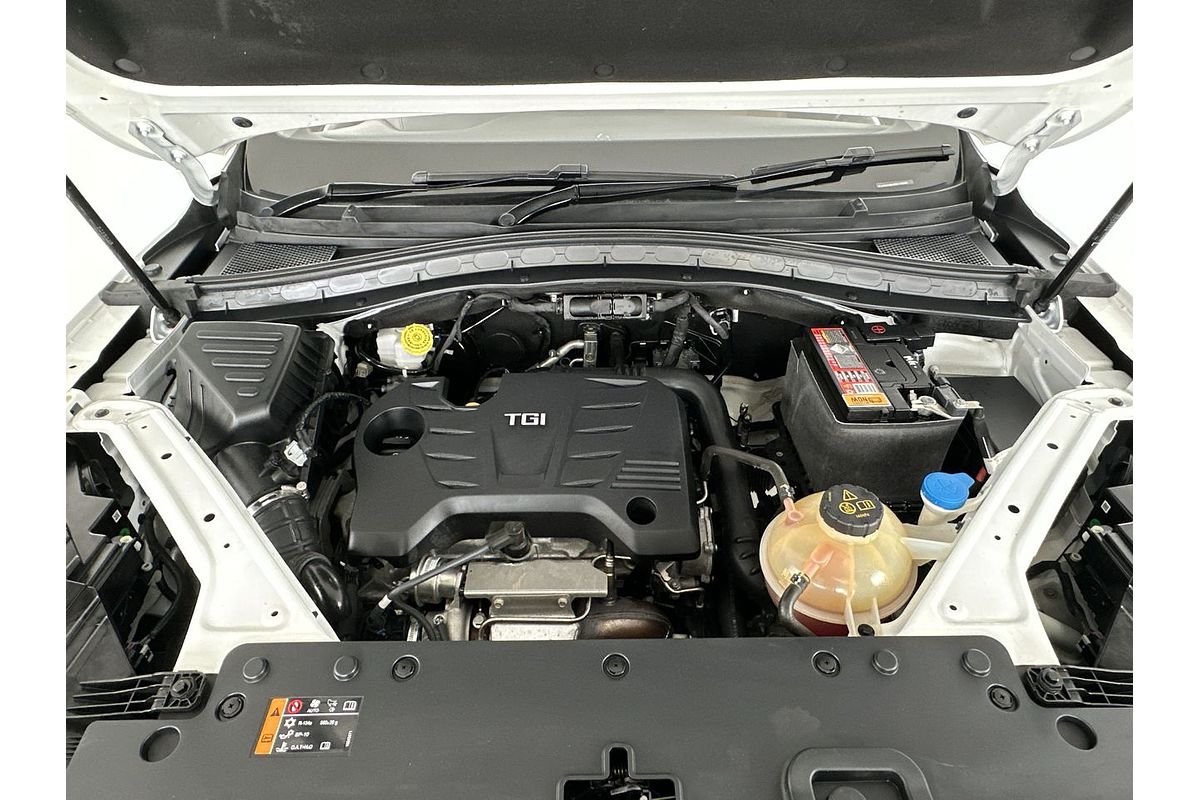 2022 MG HS Essence SAS23