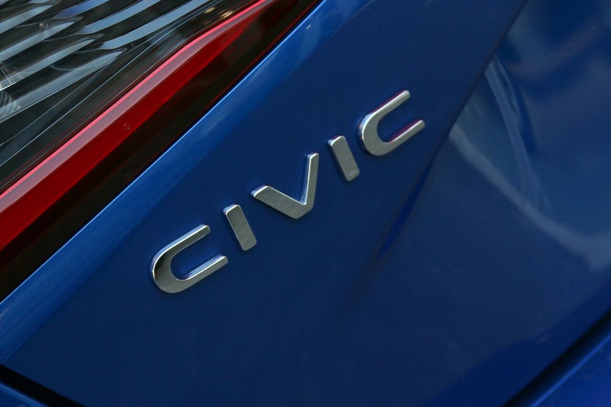 2022 Honda Civic VTi LX 11th Gen