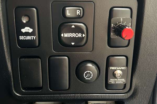 2015 Toyota Hilux SR5 KUN26R 4X4