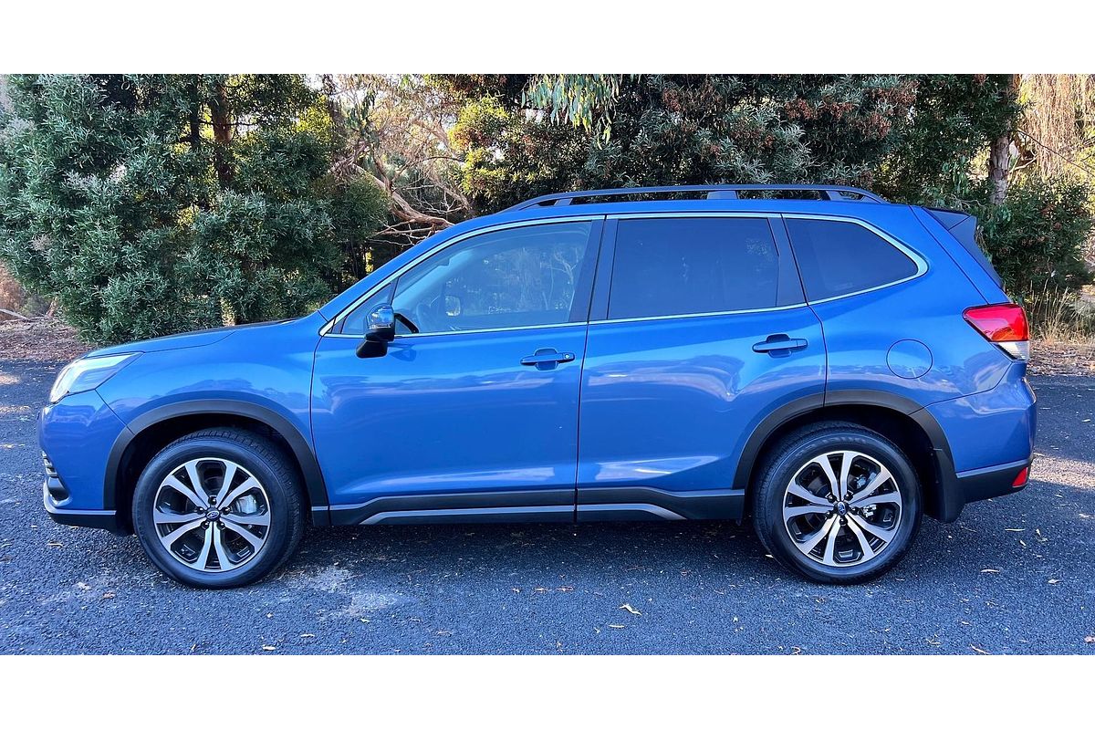 2024 Subaru Forester 2.5i Premium S5