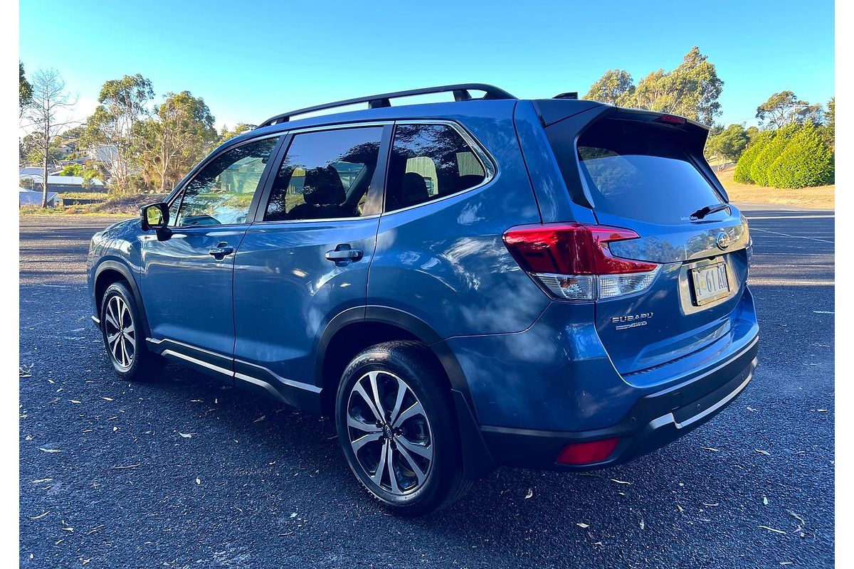 2024 Subaru Forester 2.5i Premium S5
