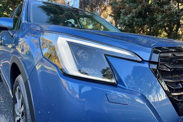 2024 Subaru Forester 2.5i Premium S5
