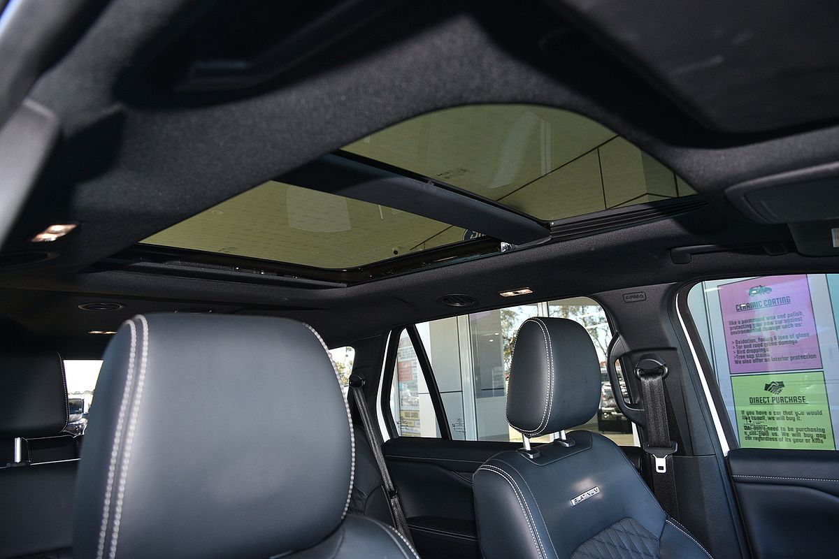 2024 Ford Everest Platinum