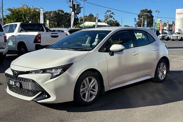 2020 Toyota Corolla Ascent Sport MZEA12R