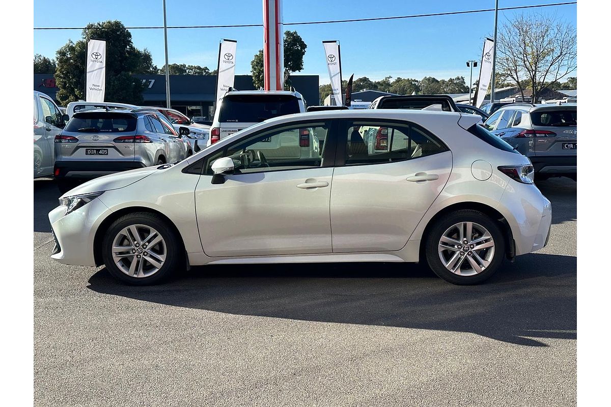 2020 Toyota Corolla Ascent Sport MZEA12R
