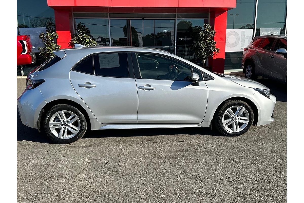 2019 Toyota Corolla Ascent Sport MZEA12R