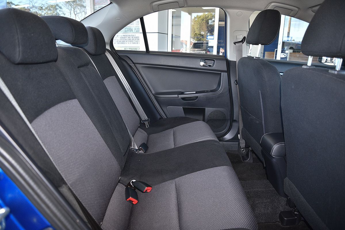 2017 Mitsubishi Lancer ES Sport CF