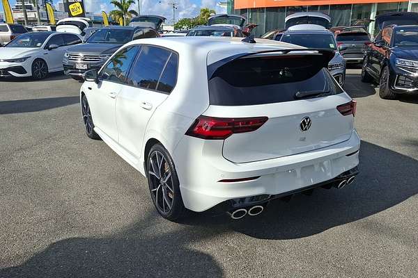 2024 Volkswagen Golf R 8