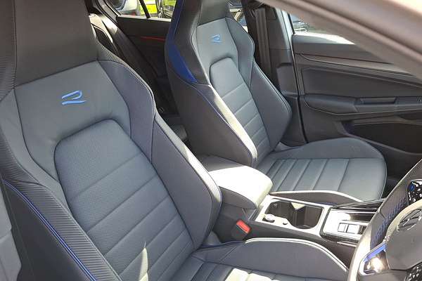 2024 Volkswagen Golf R 8