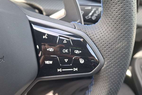 2024 Volkswagen Golf R 8