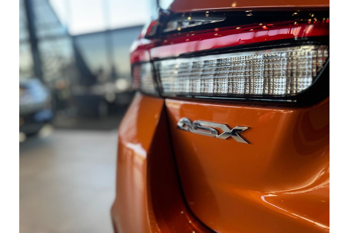 2025 Mitsubishi ASX MR XD