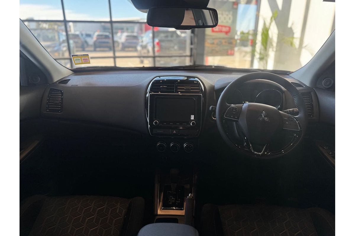 2025 Mitsubishi ASX MR XD