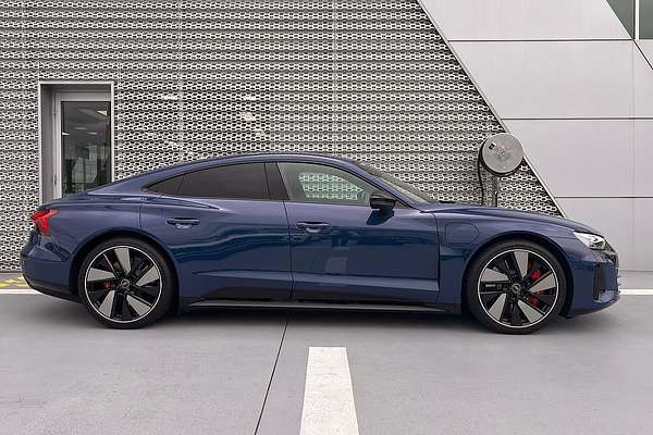 2023 Audi e-tron GT F83