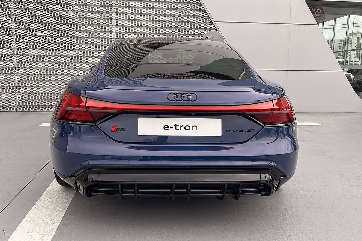2023 Audi e-tron GT F83