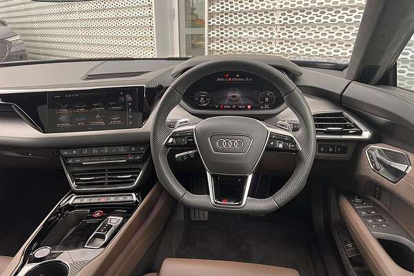 2023 Audi e-tron GT F83
