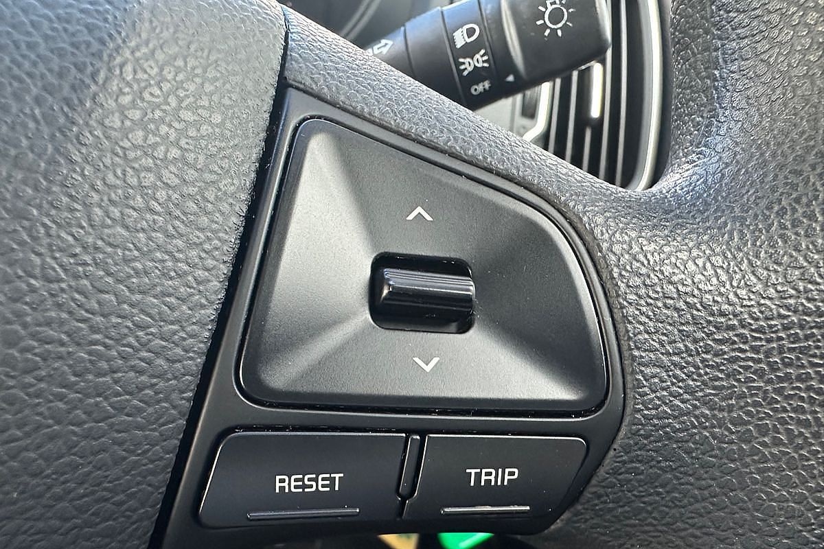 2015 Kia Rio S UB