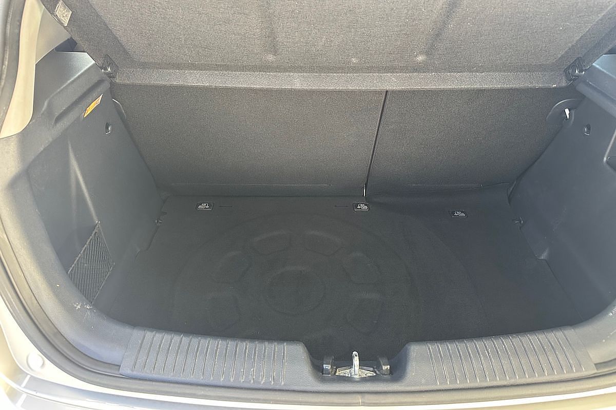 2015 Kia Rio S UB