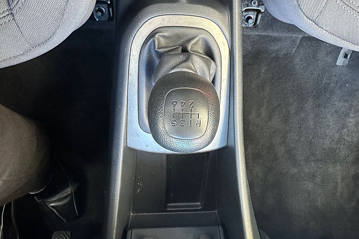 2015 Kia Rio S UB