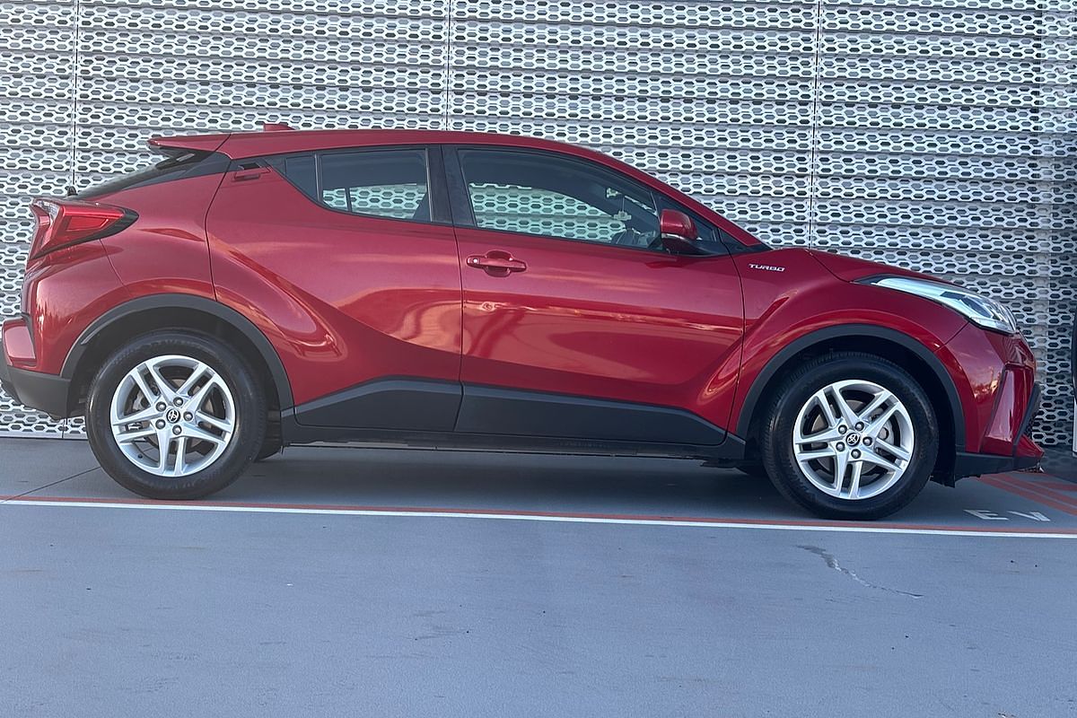 2020 Toyota C-HR NGX10R