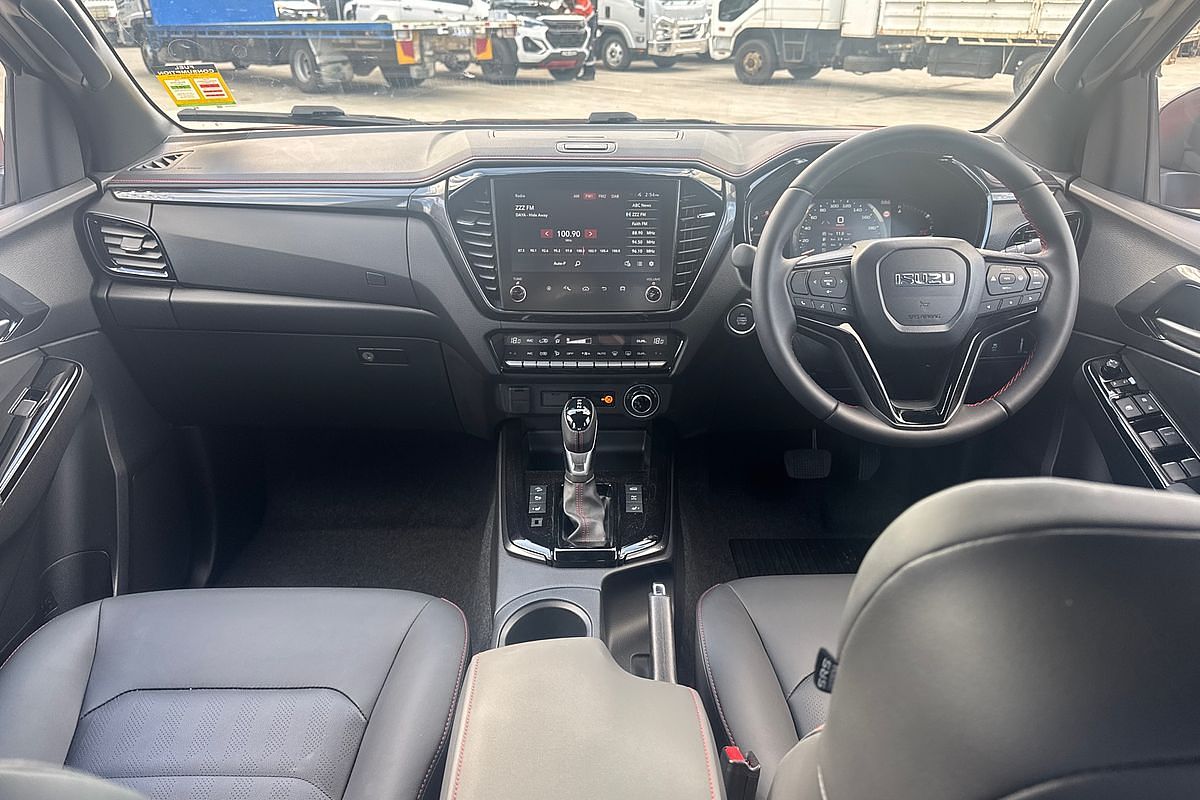 2024 Isuzu D-MAX X-TERRAIN  4X4